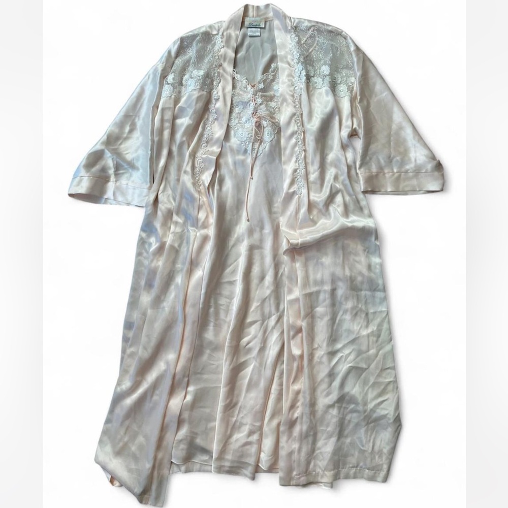 Vintage Pink Dentelle Night Gown & Robe Set